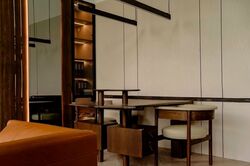 Woods Square (D25), Office #560992581